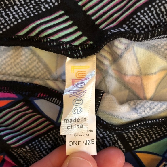 Lularoe OS Leggings - Picture 3 of 3